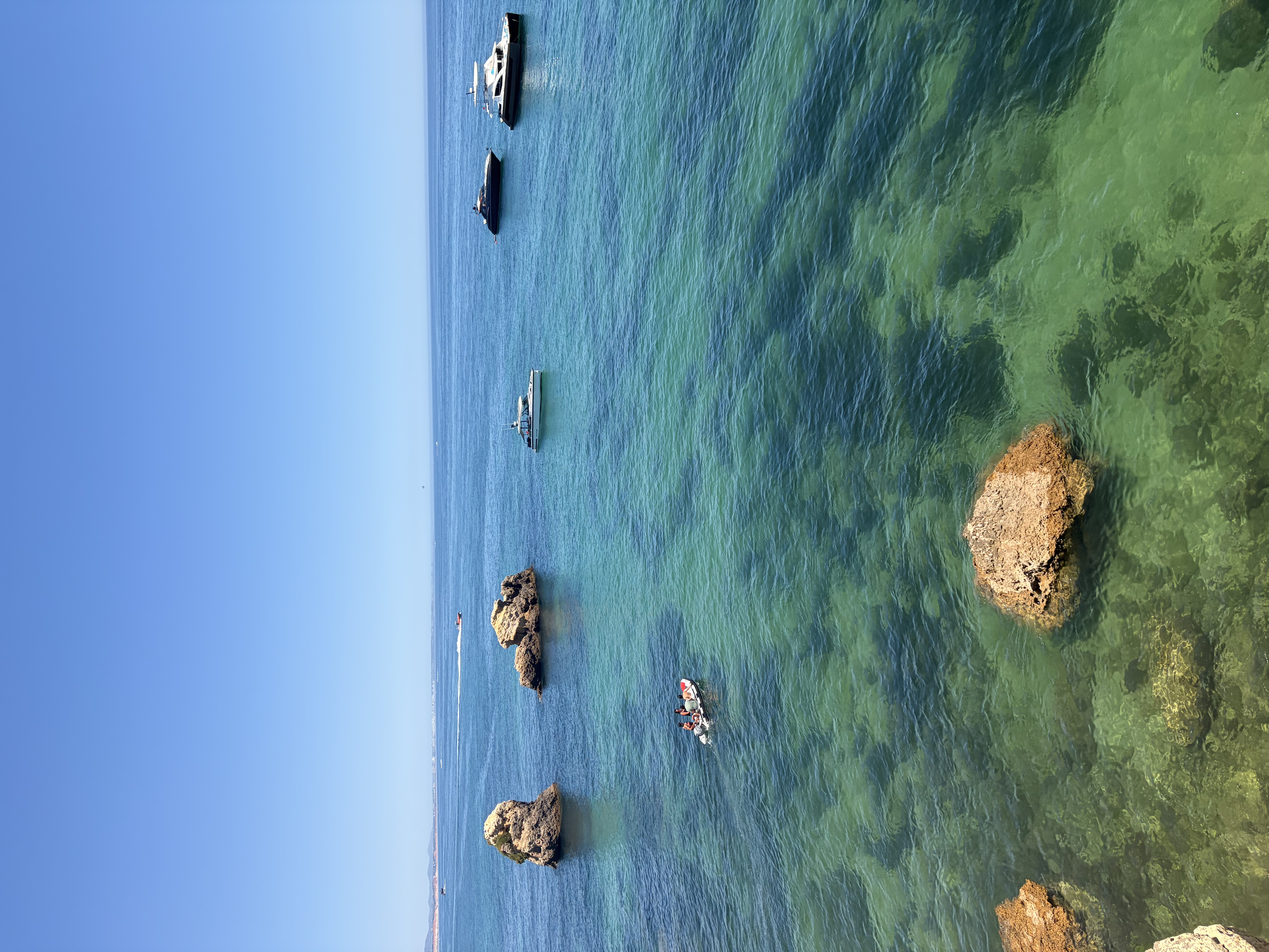 Clear turquoise water Praia dos Arrifes Albufeira